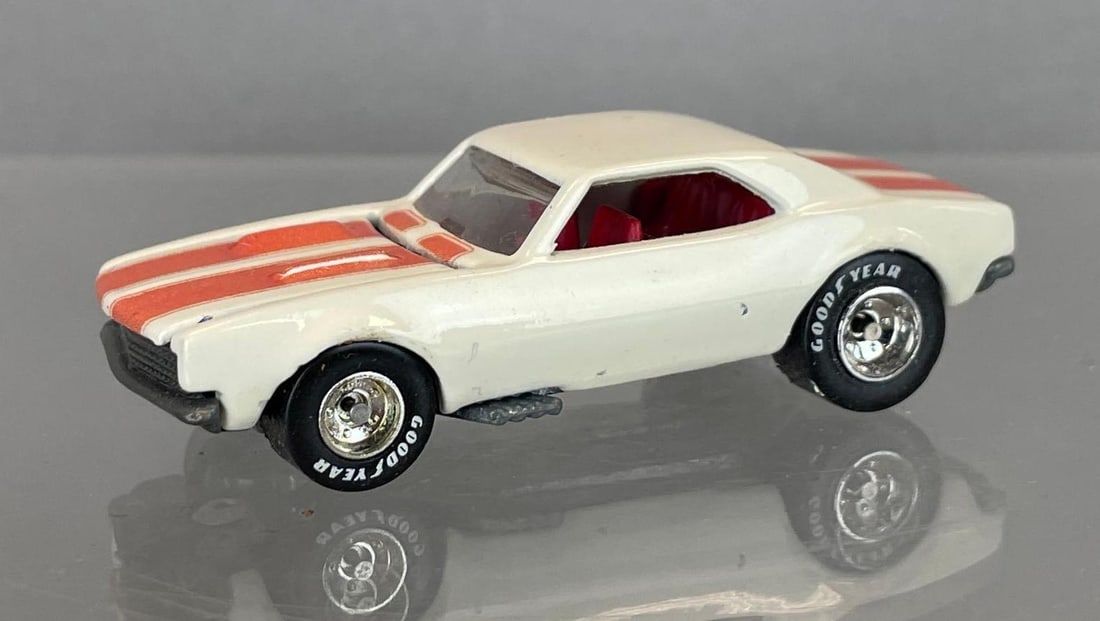 REPAINTED 1982 Mattel Hot Wheels 1967 Camaro Die-Cast Vehicle: Painted to look like 1995 treasure hunt