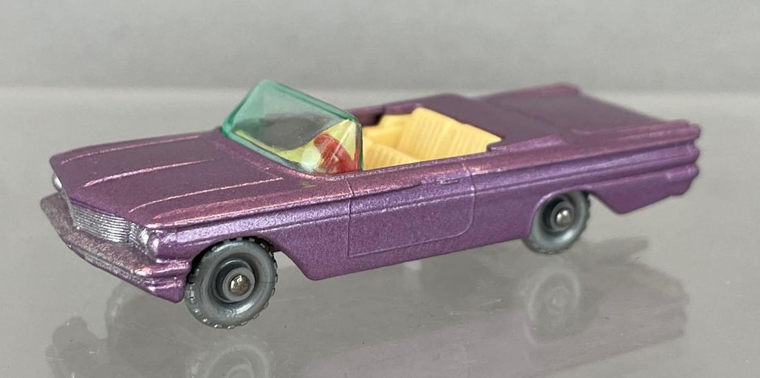 Vintage Lesney Matchbox Pontiac Convertible Die-Cast Vehicle (1 of 4)