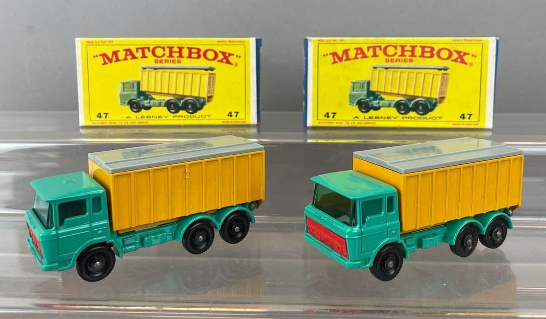 Group of 2 Lesney Matchbox Tipper Container Truck Die-Cast Vehicles (1 of 3)