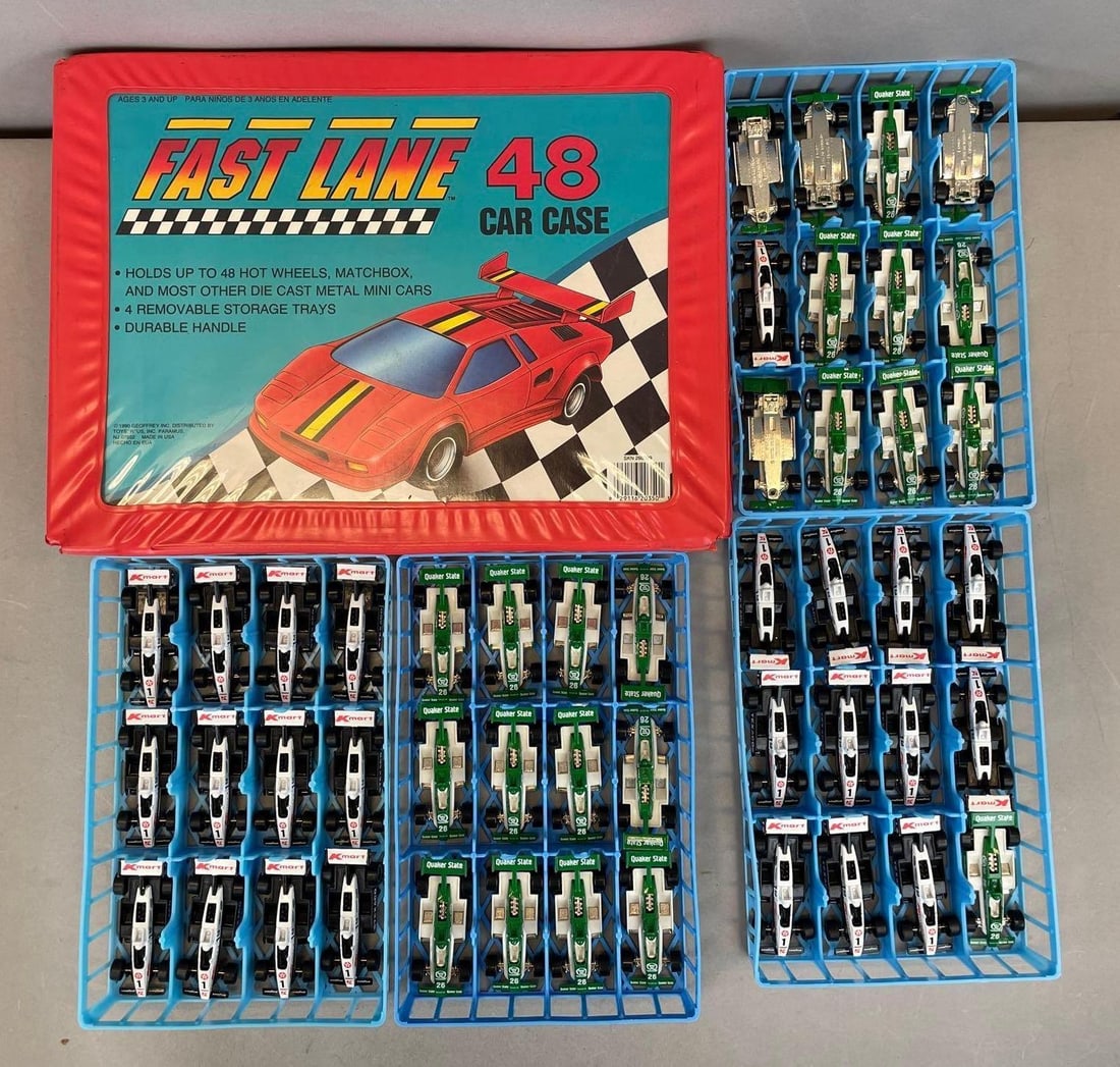 Group of 1982 Matchbox Die-Cast Formula 1 Cars with Case (1 of 3)