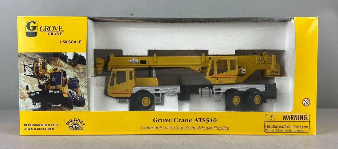 Vintage Grove Worldwide ATS540 Carrie-Mounted Hydraulic Crane 1/50 Scale Die-Cast Vehicle (1 of 3)