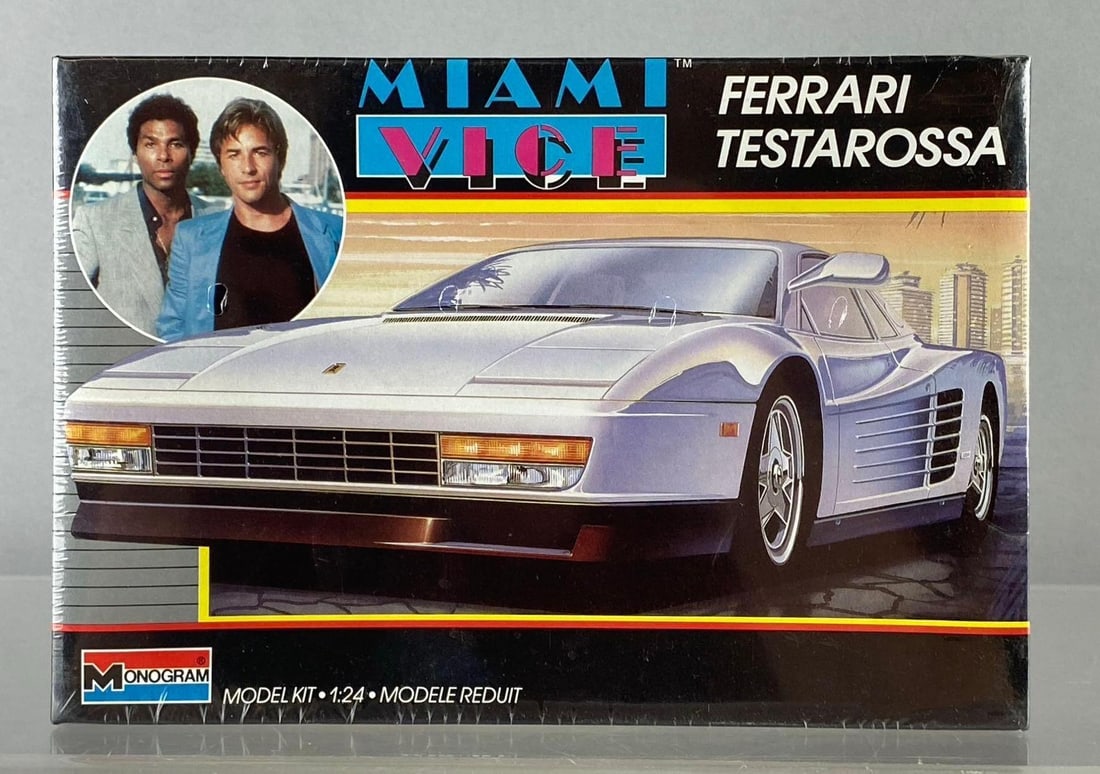 1984 Monogram Miami Vice Ferrari Testarossa 1/24 Scale Model Kit (1 of 4)