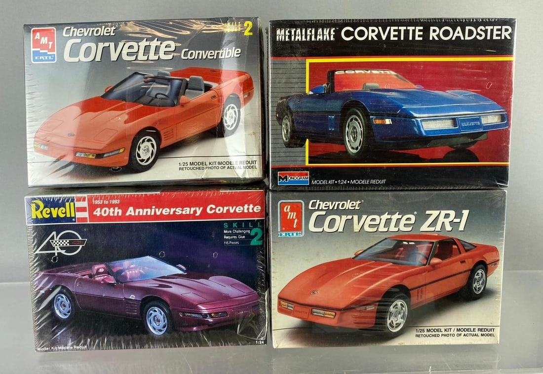 Group of 4 Chevrolet Corvette 1/24 Scale Model Kits (1 of 3)