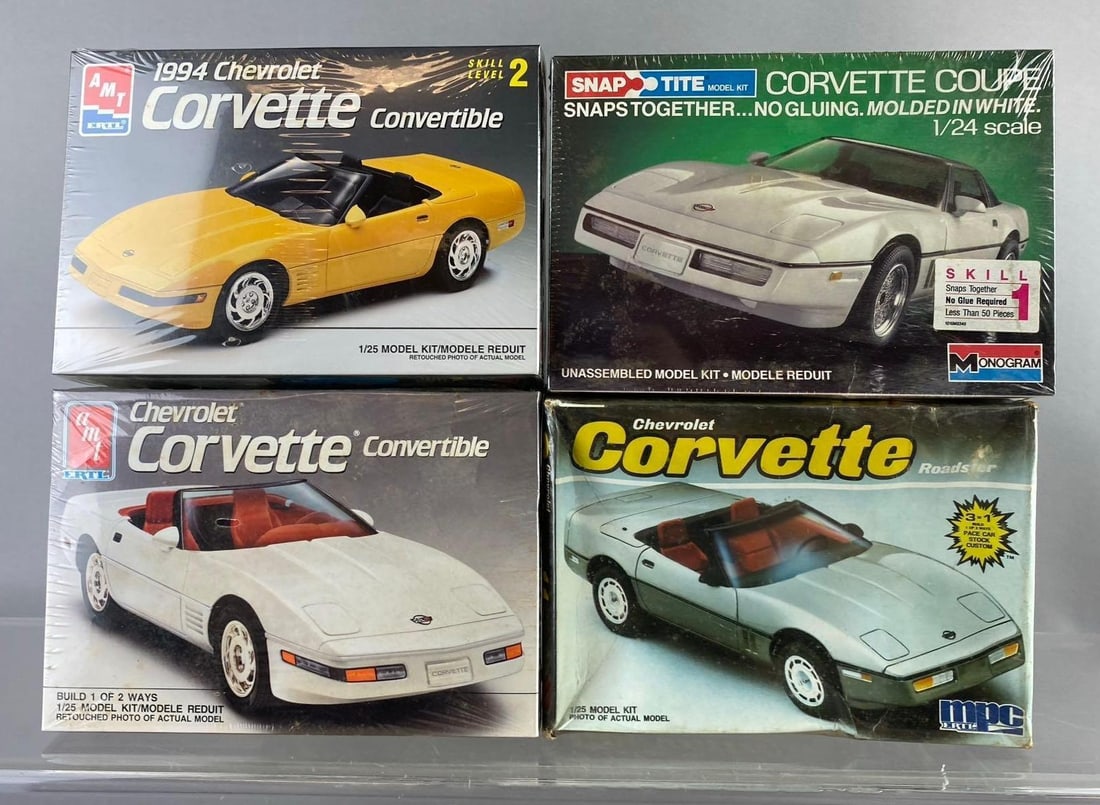 Group of 4 Chevrolet Corvette 1/24 Scale Model Kits: Like new in original packaging