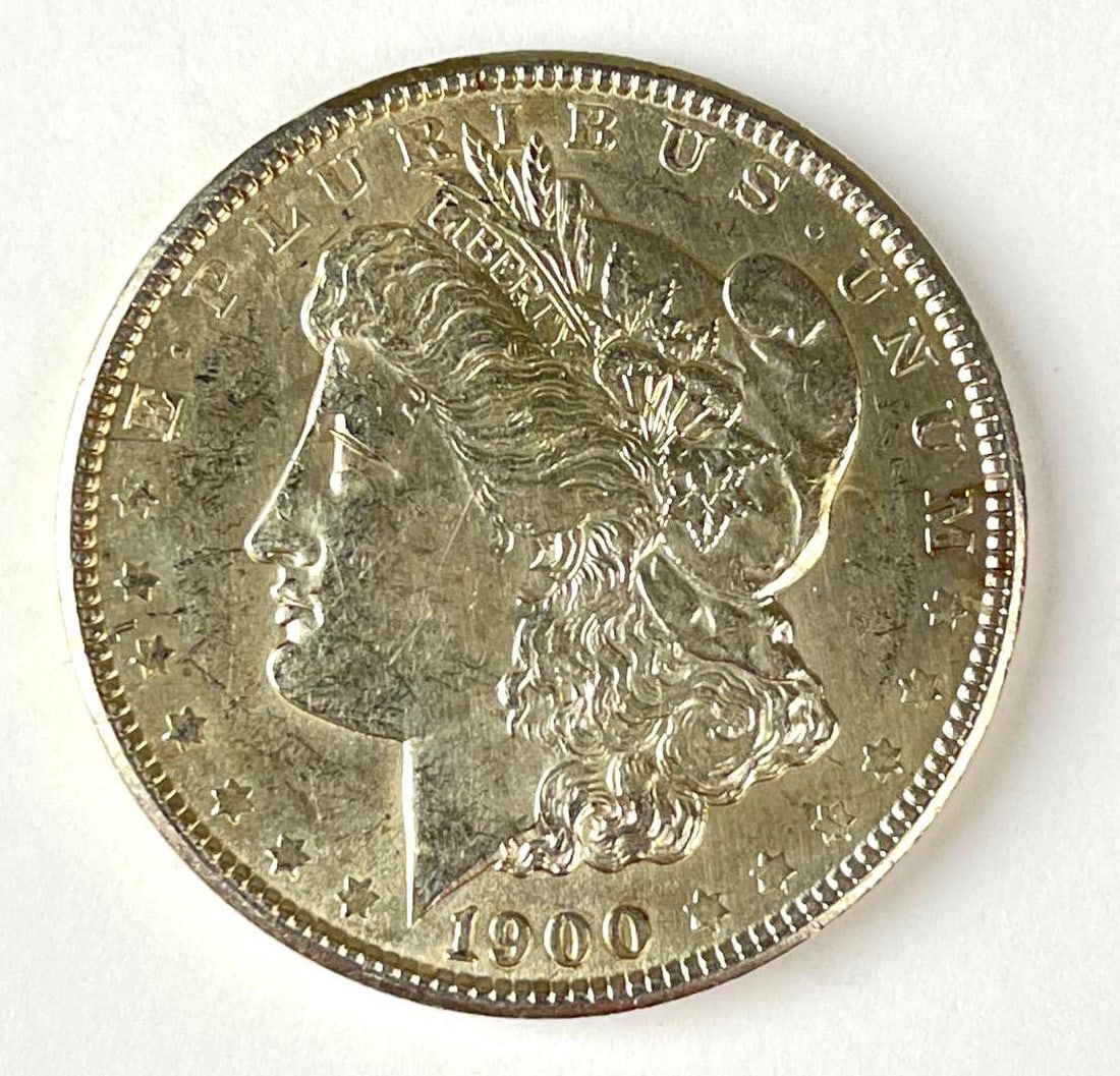 1900 US Morgan Silver Dollar (1 of 2)