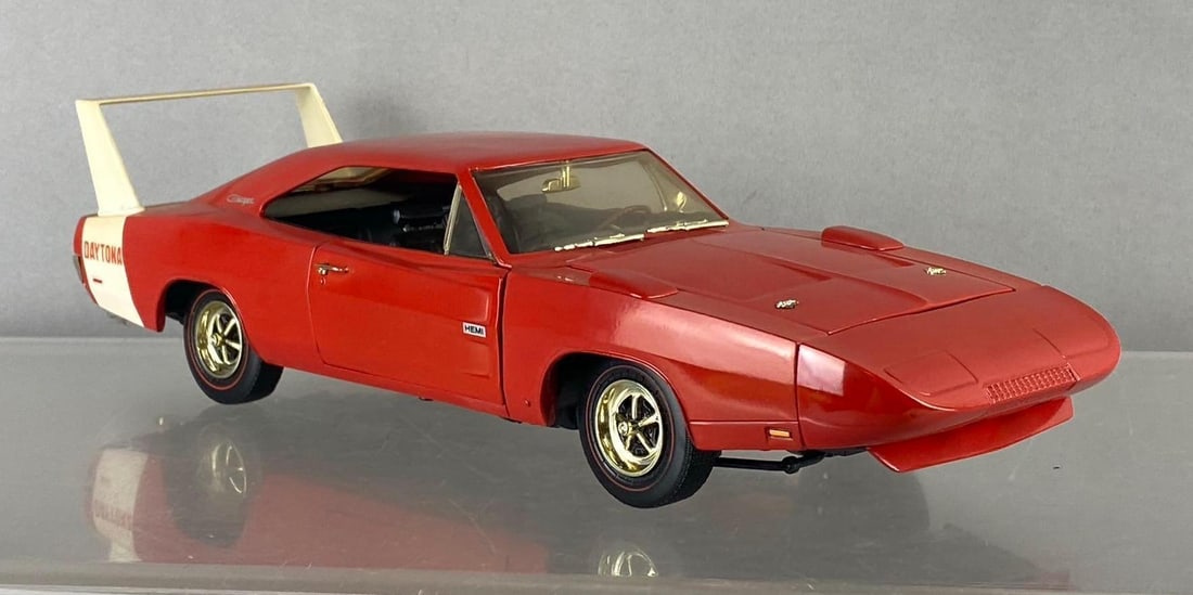 ERTL 1969 Dodge Charger Daytona Die Cast Vehicle: 1/18 Scale