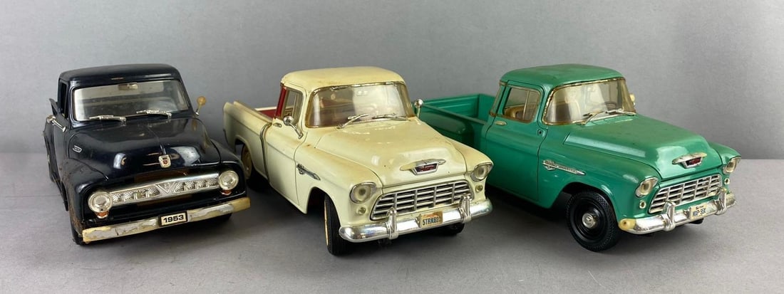 Group of 3 ERTL 1955 Chevrolet Pickup Die Cast Vehicles (1 of 3)
