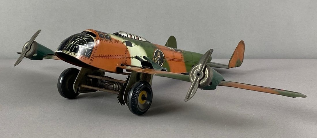 Vintage Marx Tin-Litho Wind-Up Military Bomber Airplane Toy (1 of 5)