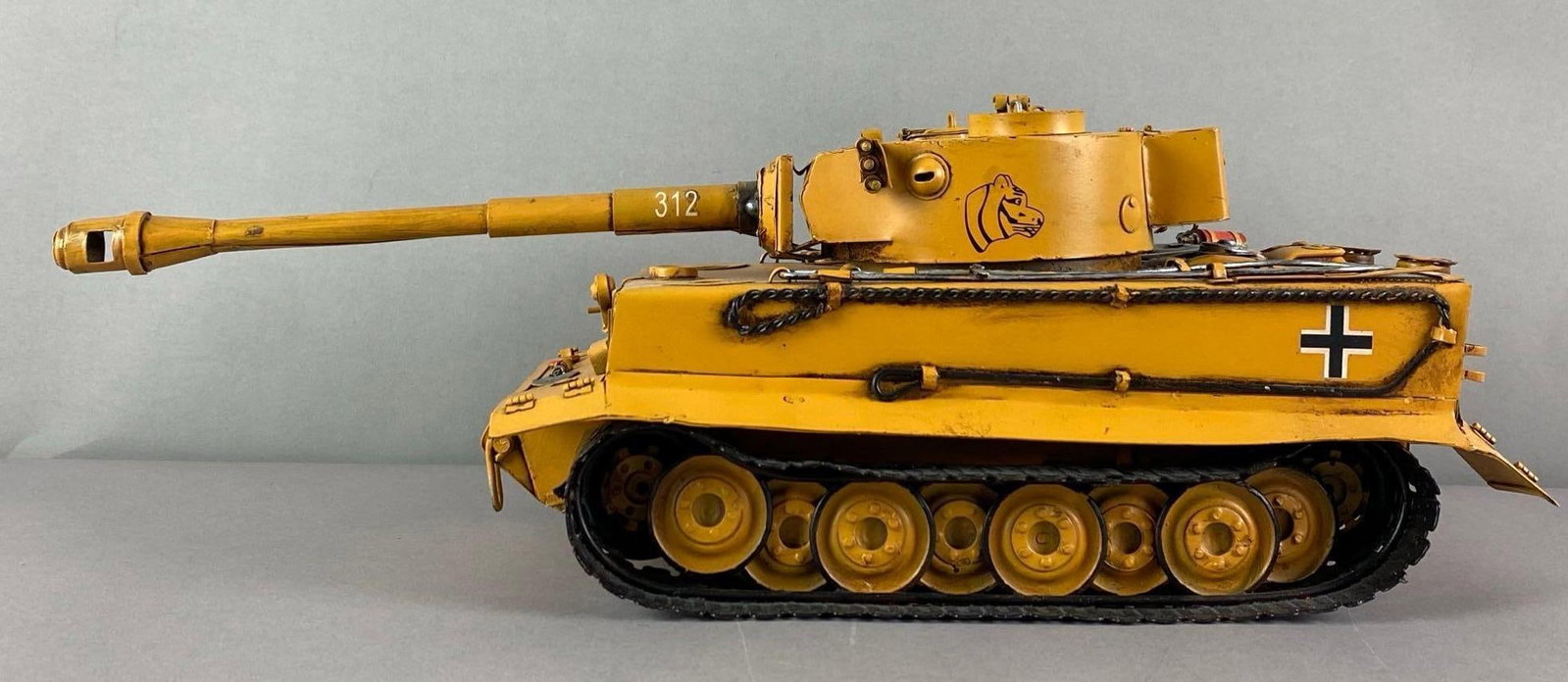 Berkley Designs WW2 German Tiger 1 Metal Tank Model: Measures 6 inches H x 8 inches W x 20 inches D