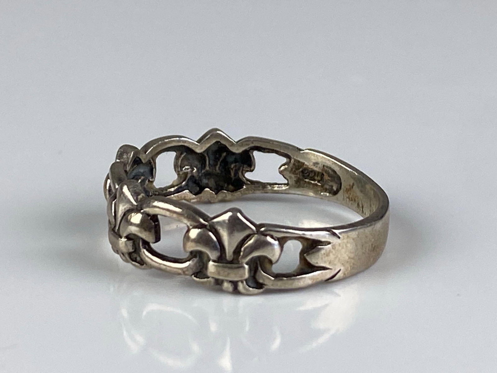 Sterling Silver Fluer De Lis Ring - 2