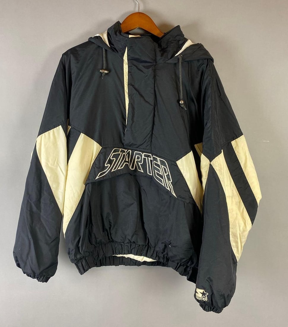 Vintage XL Starter Pull Over Jacket: Has some rips. Has musty smell.
