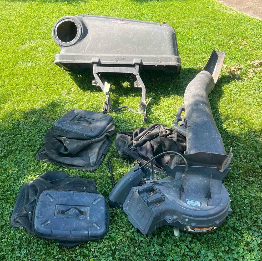 John Deere Power Flow Bagger System w/ Twin Bagger & Chute Assembly (1 of 6)