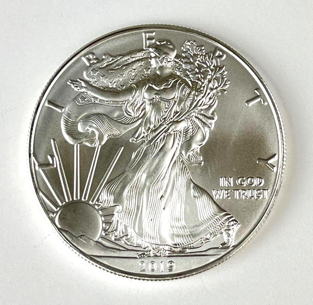 2019 US $1 American Silver Eagle 1 oz Fine Silver Coin: 2019 US $1 American Silver Eagle 1 oz Fine Silver Coin