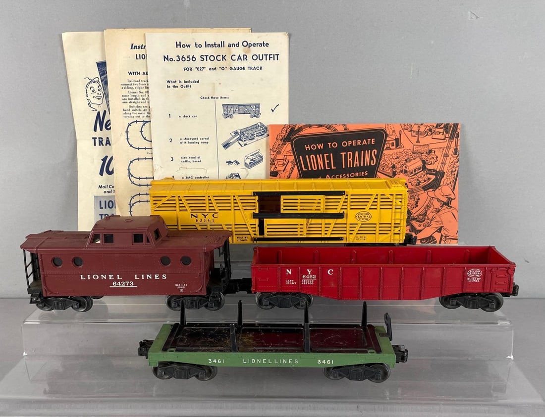 Group of Lionel O Scale Train Cars (1 of 4)
