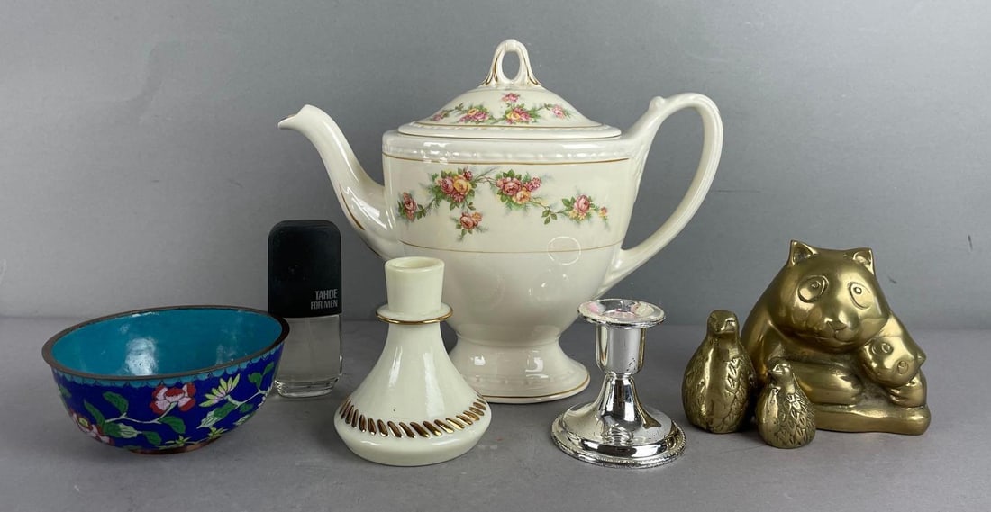 Group of Assorted Items (1 of 3)