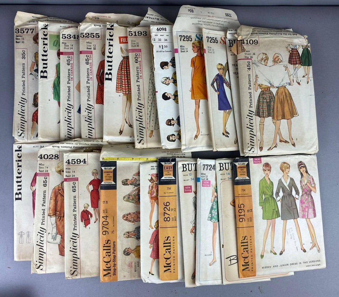 Group of Assorted 1950s sewing Patterns (1 of 3)