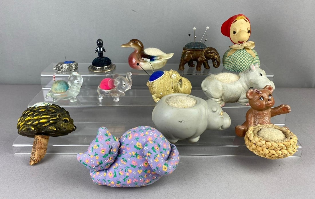 Group of Assorted Vintage Pin Cushions (1 of 3)