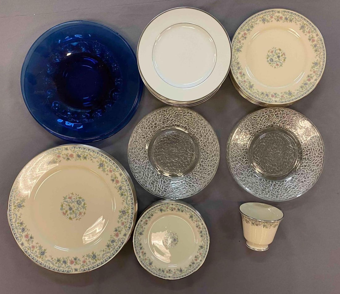 Group of Assorted Lenox Fine China Plates and More (1 of 4)