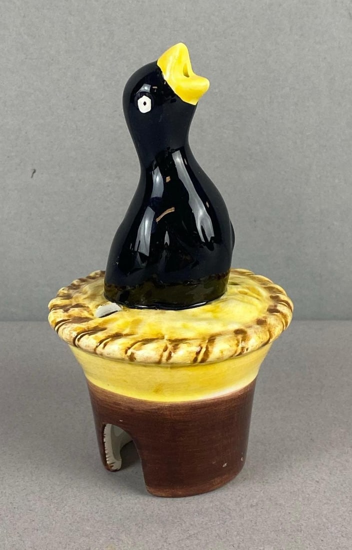 Vintage Bird Ceramic Pie Funnel: Measure 4 inches tall.