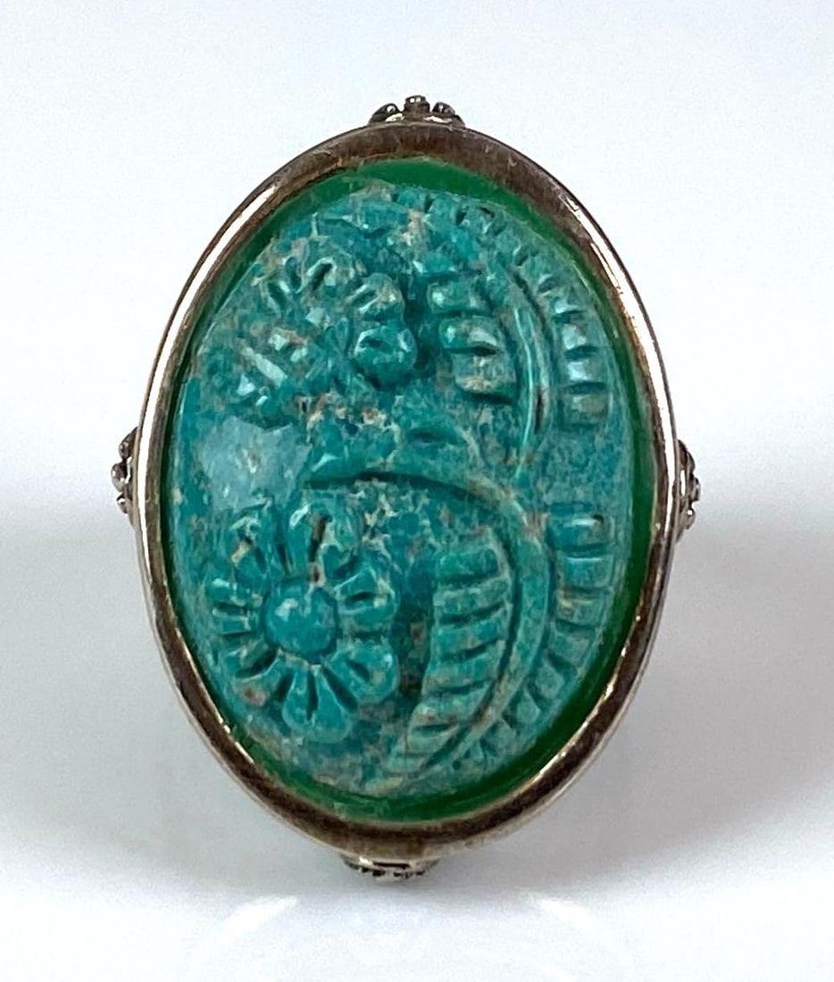Sterling Silver Chalk Turquoise Floral Motif Statement Ring: Size 7