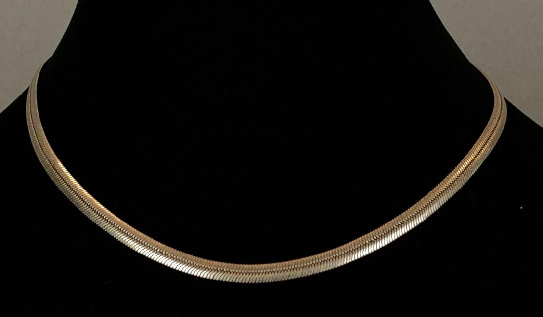 FAS Signed Italian Sterling Silver Herringbone Link Necklace: Measures 16 inches in length