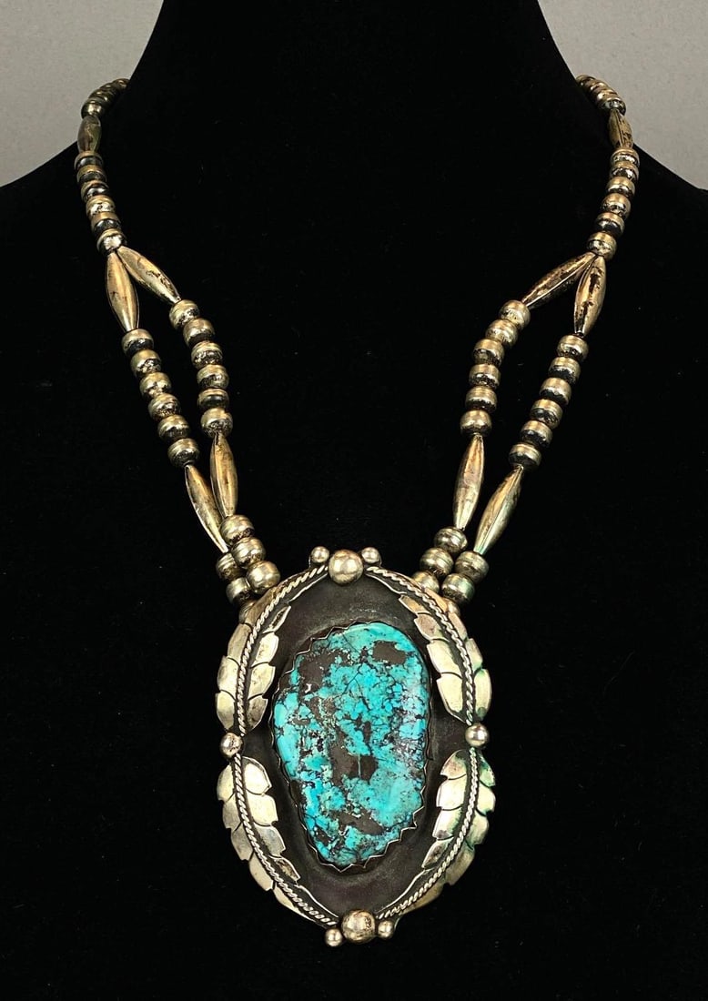 Sterling Silver Native American Turquoise Chunk Necklace: Measures 22 inches in length