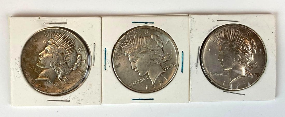 Group of 3 1921 US Silver Peace Dollars (1 of 2)