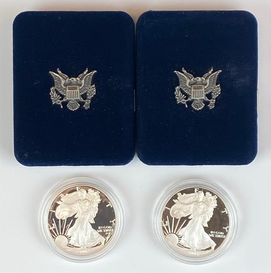 Group of 2 2002 US Silver Eagle Half Dollars (1 of 3)