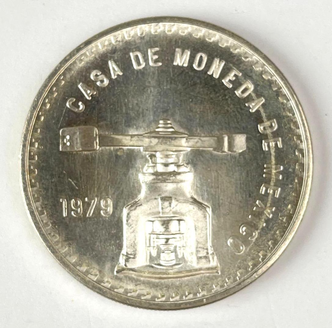 1979 Mexico Balanced Scale 1 Onza 1 oz .999 Silver Round (1 of 2)