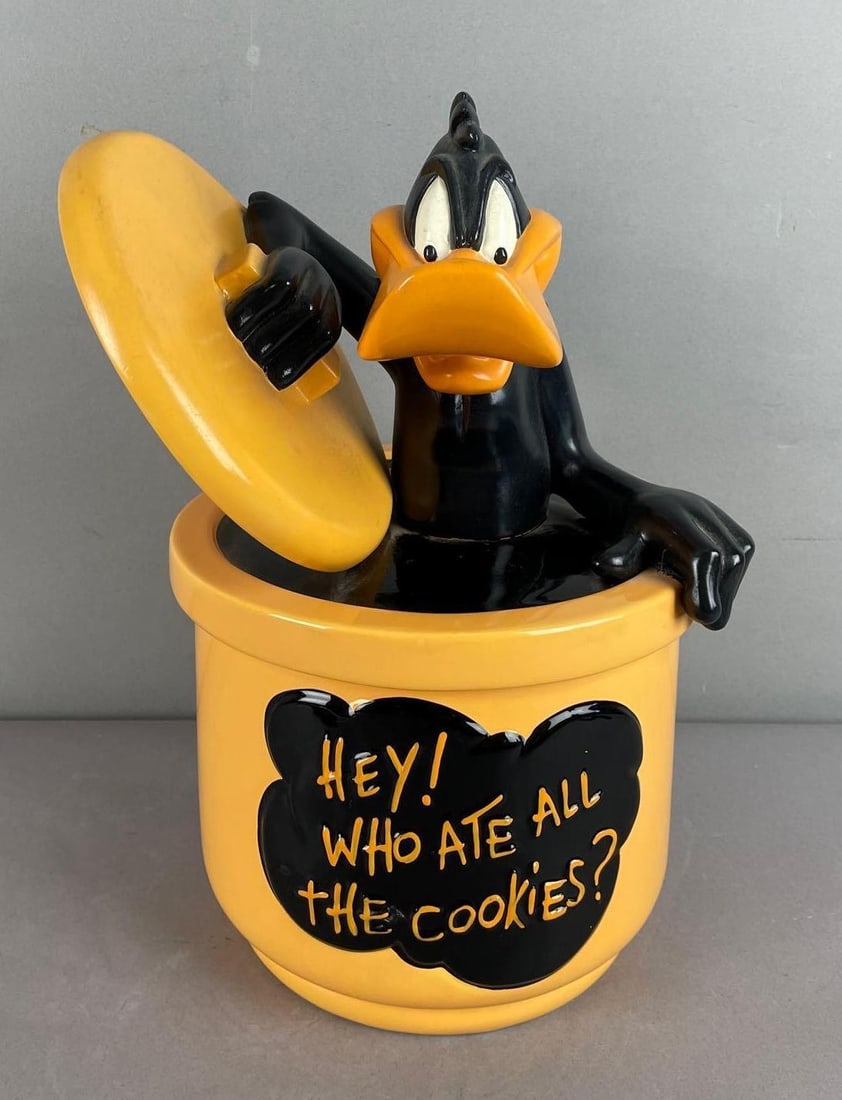 1997 Warner Bros Daffy Duck Ceramic Cookie Jar (1 of 4)