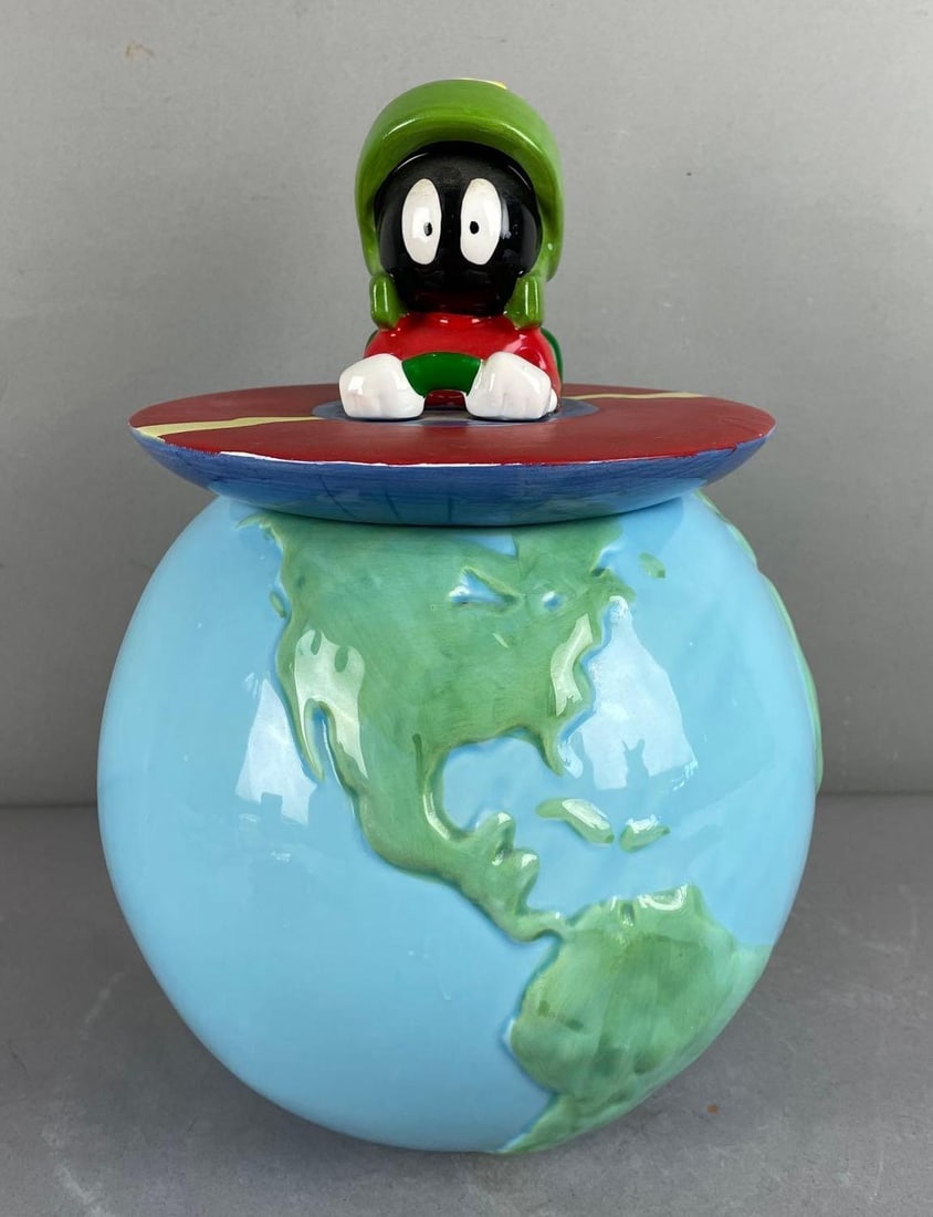 1993 Warner Bros Marvin the Martian Globe Ceramic Cookie Jar (1 of 4)