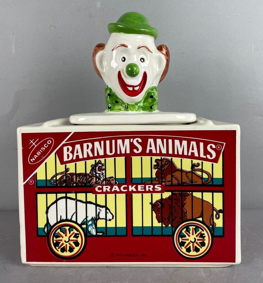1972 Nabisco Barnums Animal Crackers Ceramic Cookie Jar: Measures 11 1/4 inches x 9 1/4 inches x 5 inches