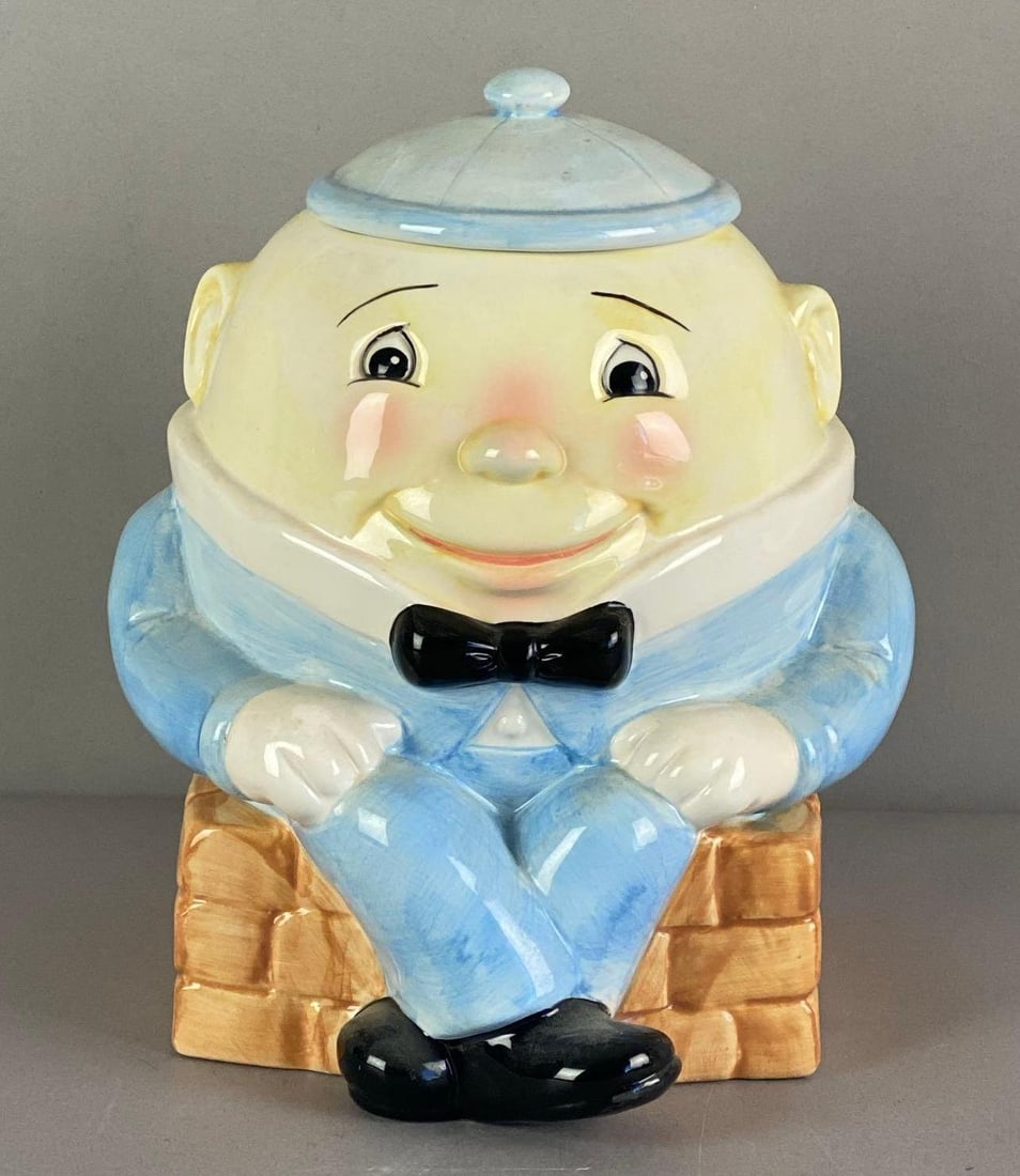 Treasure Craft Humpty Dumpty Porcelain Cookie Jar: Marked on base, measures 10 inches H x 8 inches W x 8 inches D
