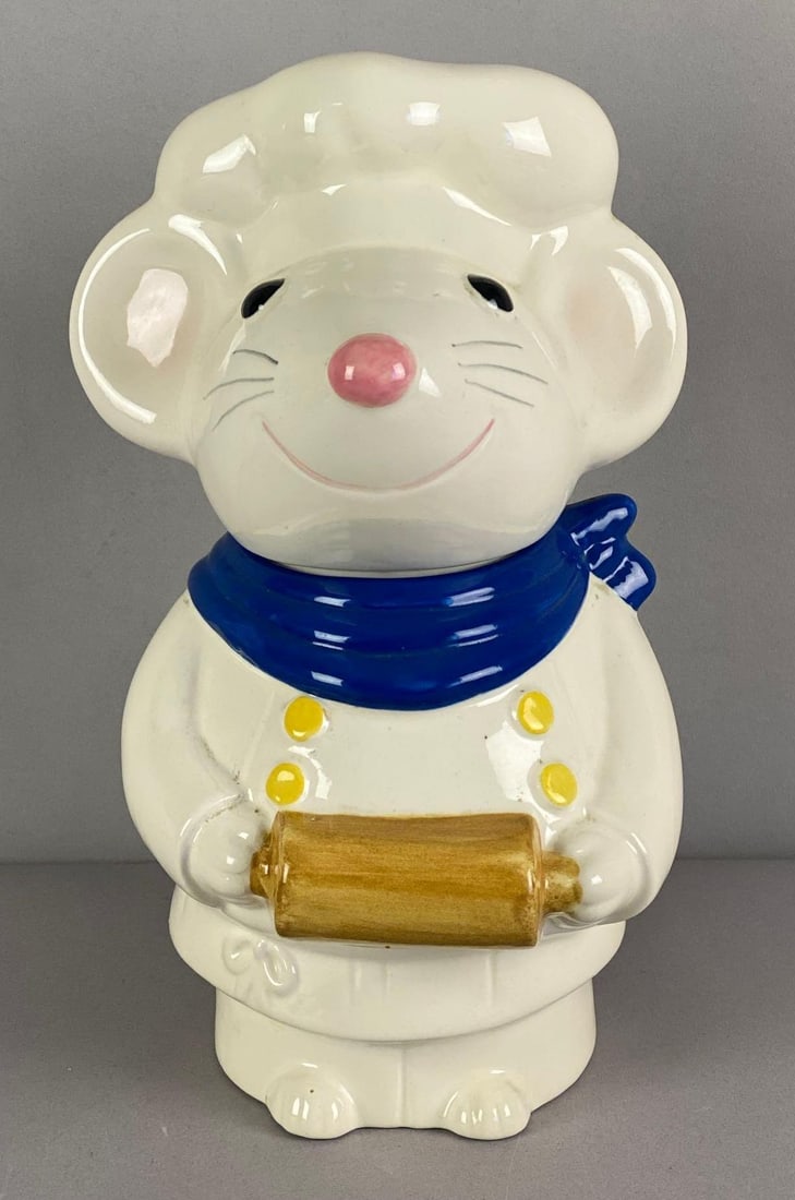Metlox Mouse Baker Porcelain Cookie Jar: Measures 13 inches H x 7 inches W x 7 inches D