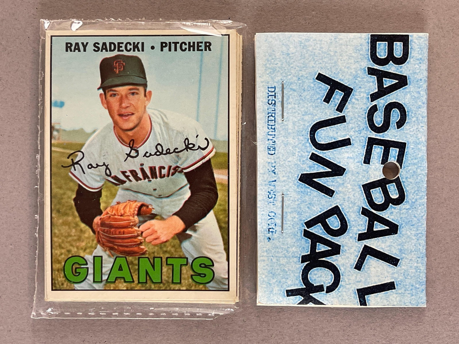 1967 Topps Baseball West Corps Cello Fun Pack: 10 - Cards per pack, West Corps was a repacking company in the 1970s