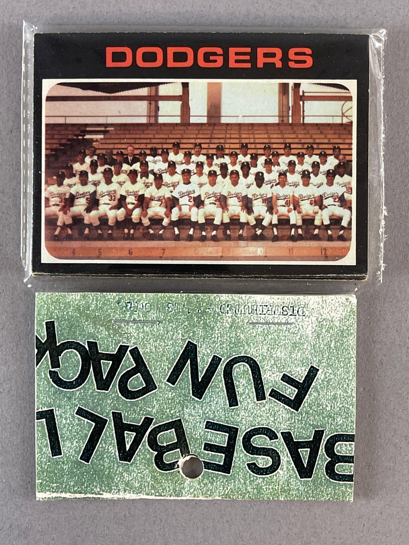 1971 Topps Baseball West Corps Cello Fun Pack: 10 - Cards per pack, West Corps was a repacking company in the 1970s