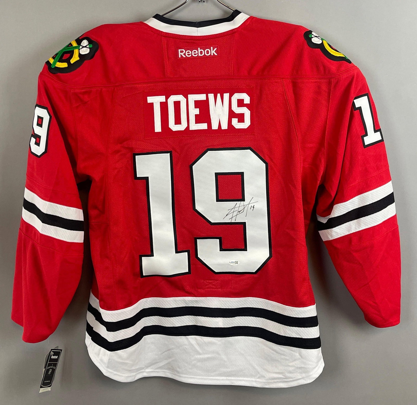 Signed Jonathan Toews Chicago Blackhawks Reebok Home Jersey with JSA COA: Autographed Jonathan Toews #19, with JSA COA, Size 54