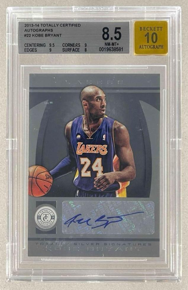 2013 - 14 Totally Certified Autographs Kobe Bryant #22 BGS 8.5 Auto 10: 2013 - 14 Totally Certified Autographs Kobe Bryant #22 BGS 8.5 Auto 10