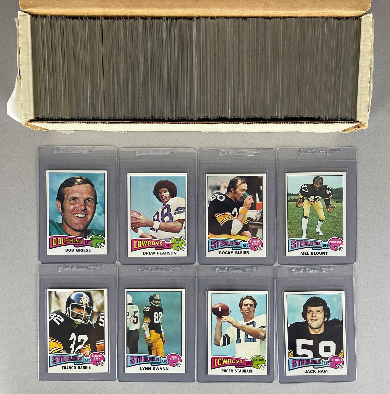 1975 Topps Football Complete High-Grade Set: Conditions vary, EX - NMMT, Sharp looking set, all in penny sleeves, Details in final photo.