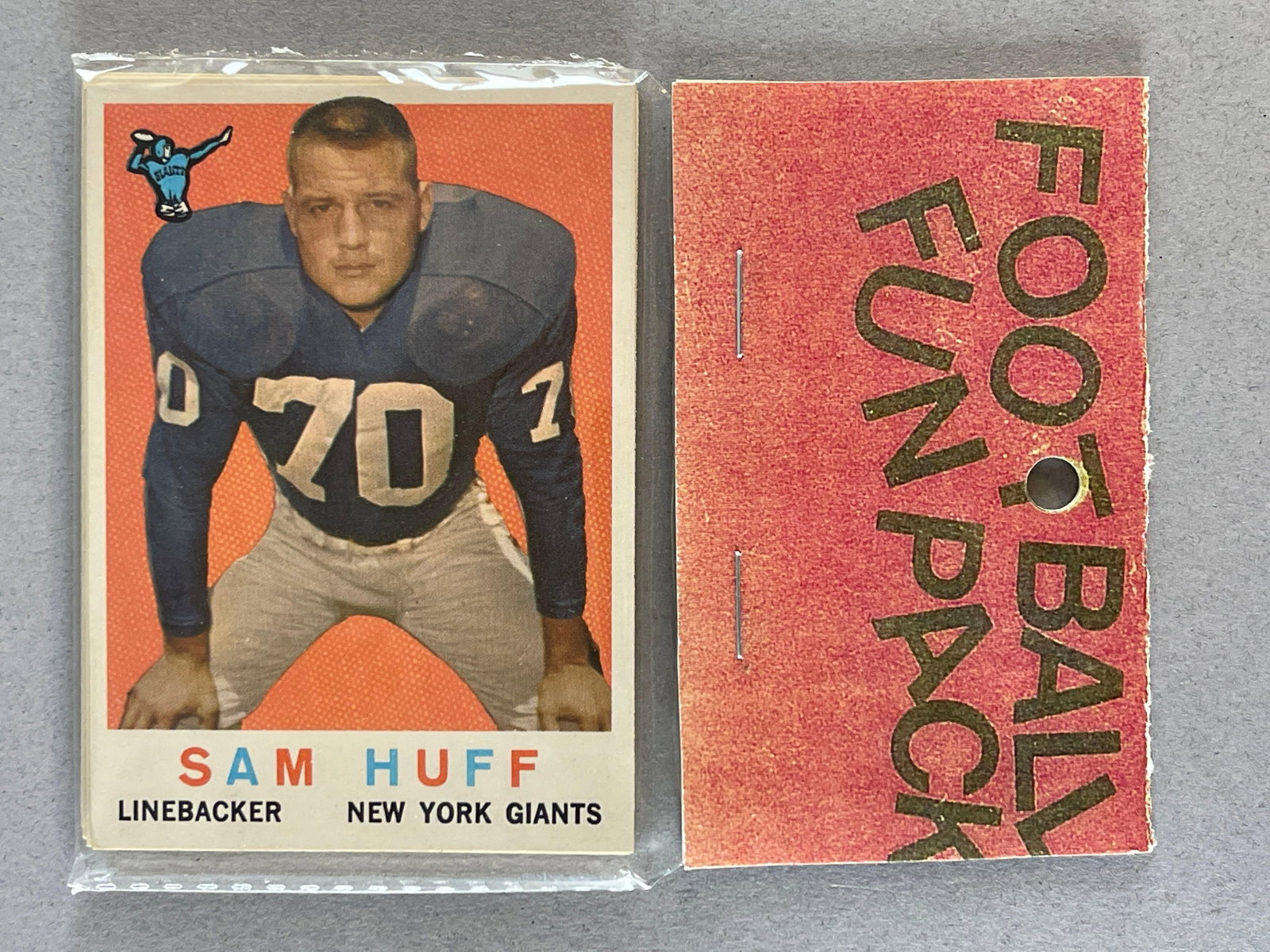 1959 Topps Football West Corps Cello Fun Pack with Sam Huff Rookie on Top (1 of 2)