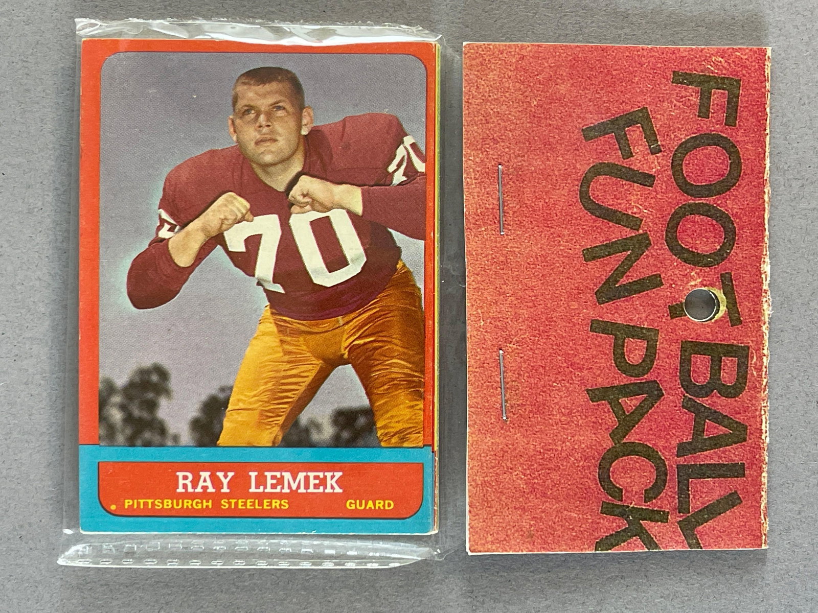 1963 Topps Football West Corps Cello Fun Pack with Jim Marshall Rookie on Back: 10 - Cards per pack, West Corps was a repacking company in the 1970s