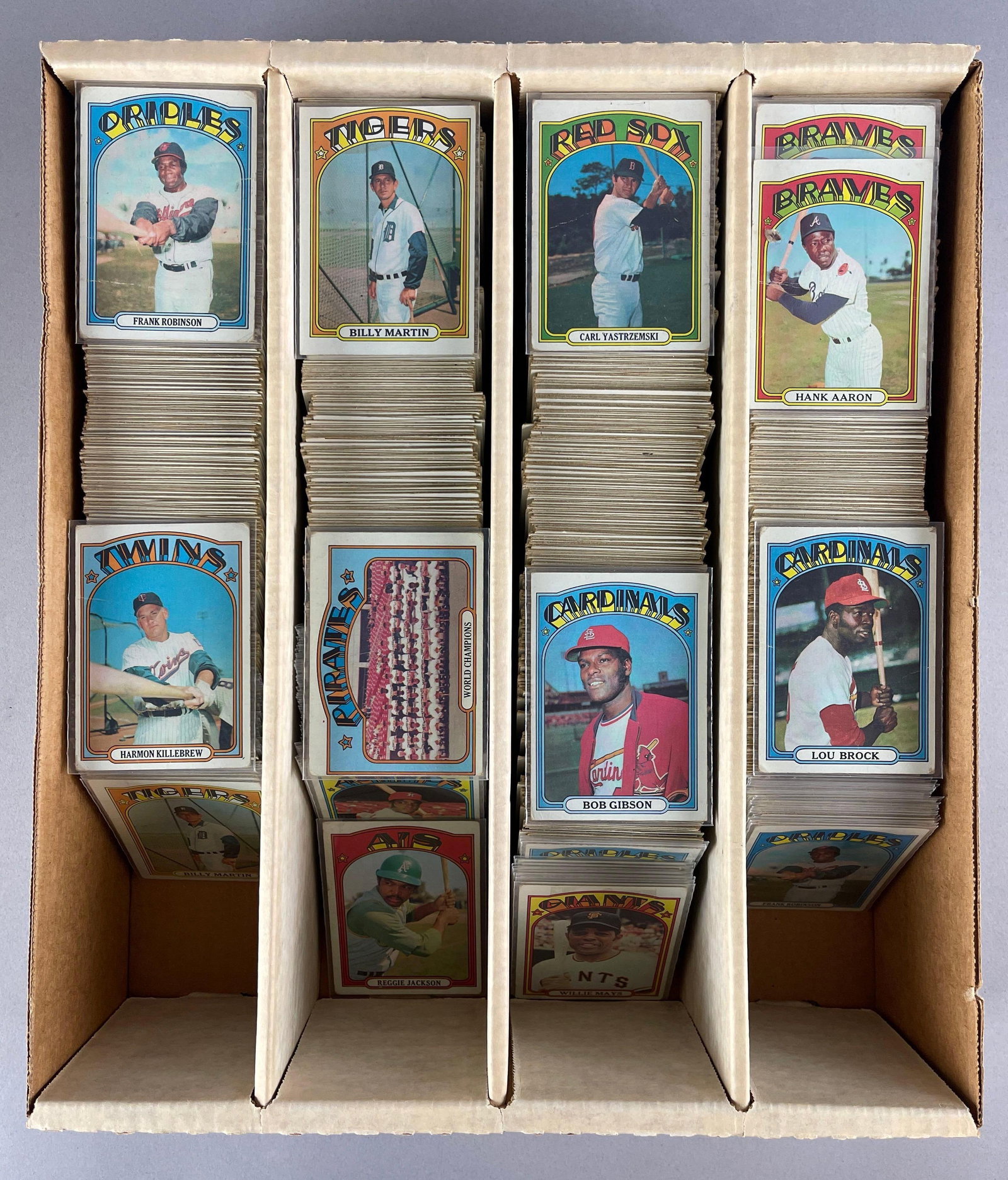 1800+ 1972 Topps Baseball Cards with HOFs, Stars, and Rookies: Conditions vary, Low - EX, Mainly VG - EX, 2 - Hank Aaron, Willie Mays, Reggie Jackson, Yastrzemski, Brock, Gibson, and More, no high numbers