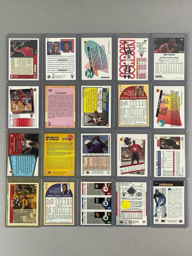 20 - Michael Jordan Cards with Inserts - 2