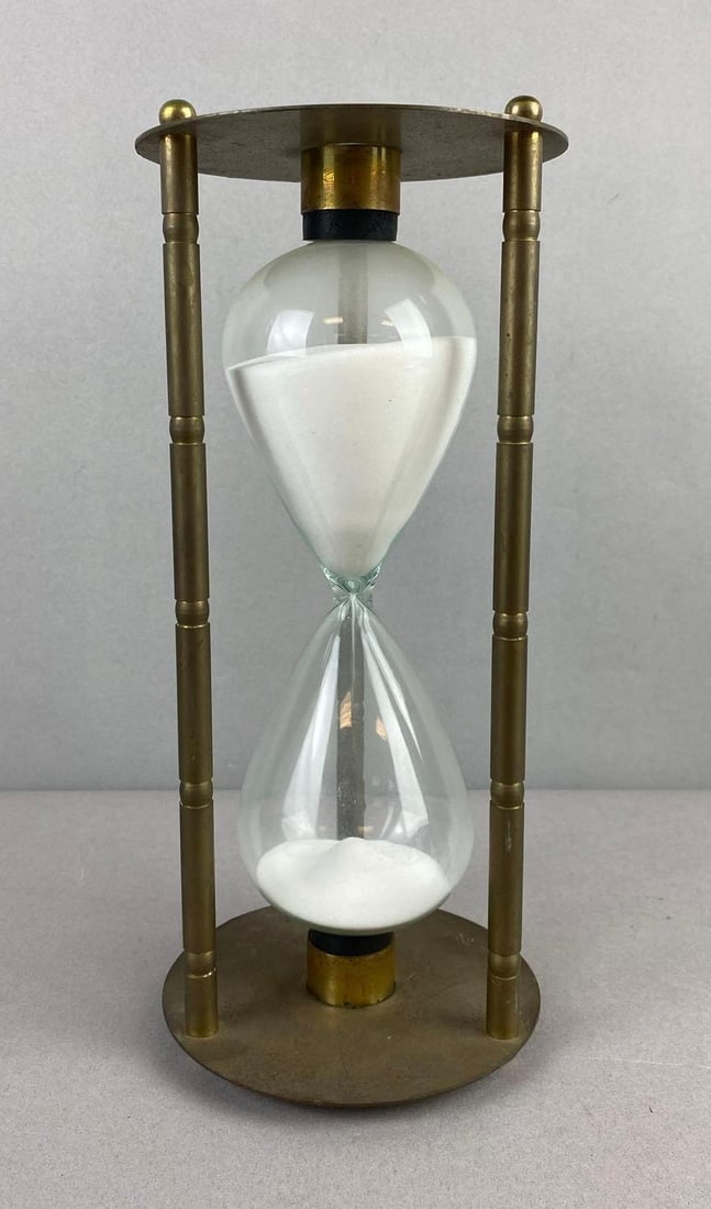 Vintage Brass Framed Hourglass: Measure 10 1/2 in length.