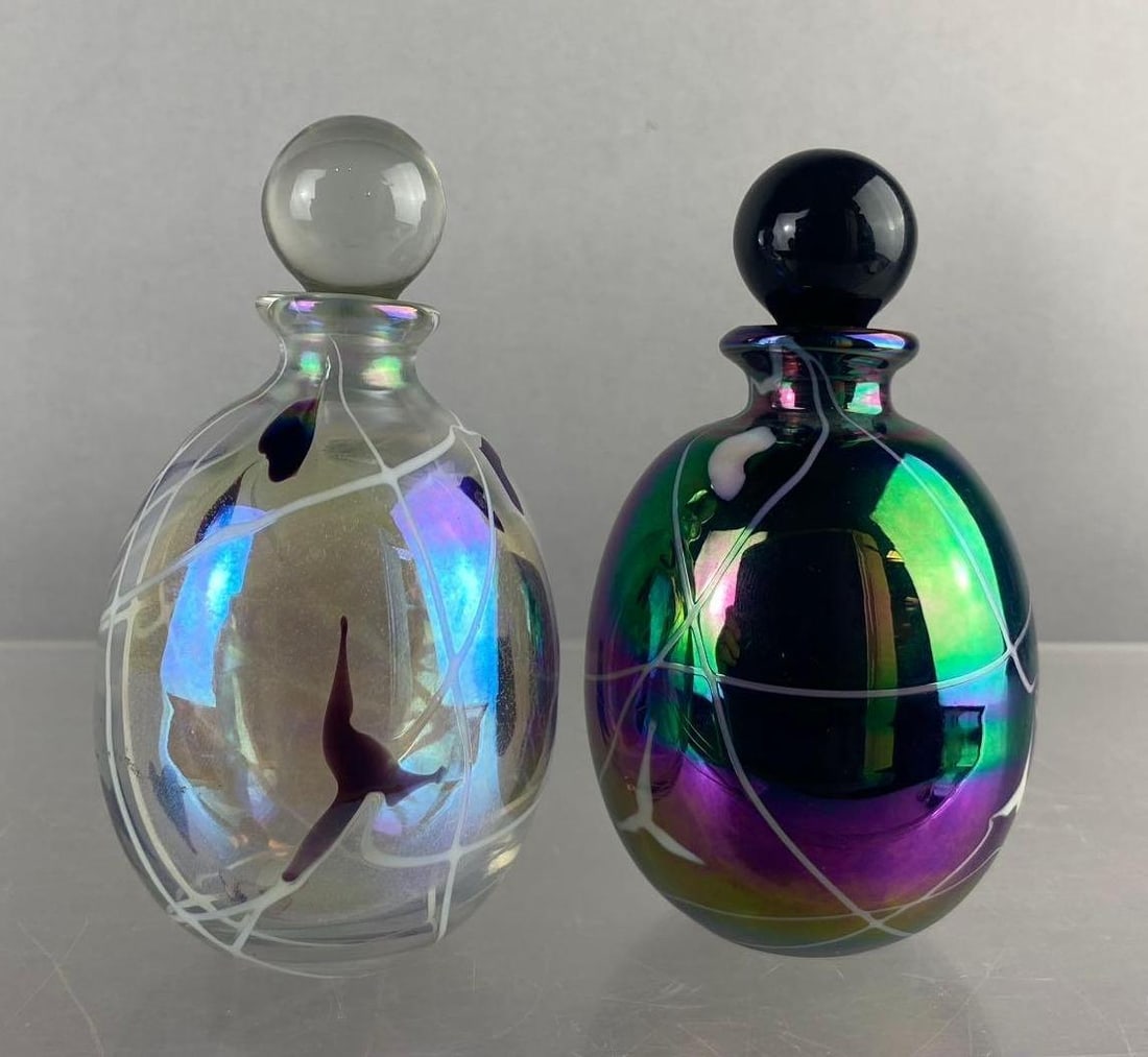 Group of 2 Iridescent Hanging Hearts Art Glass Perfume Bottles (1 of 3)