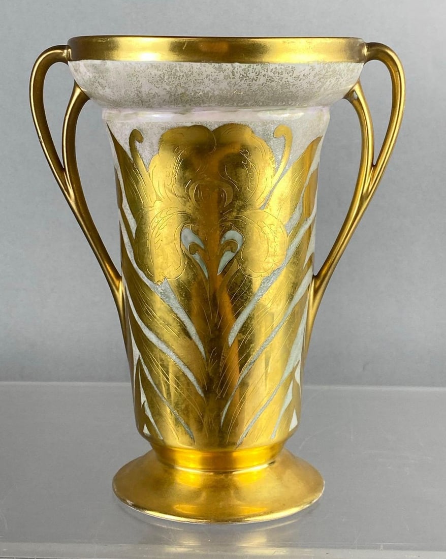 Antique 1937 Arzberg Bavaria Gilded Art Nouveau Porcelain Vase: Measure 7 1/2 inches tall.