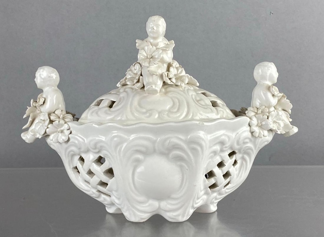 Antique Italy Capodimonte Cherub Figures Porcelain Bowl (1 of 5)