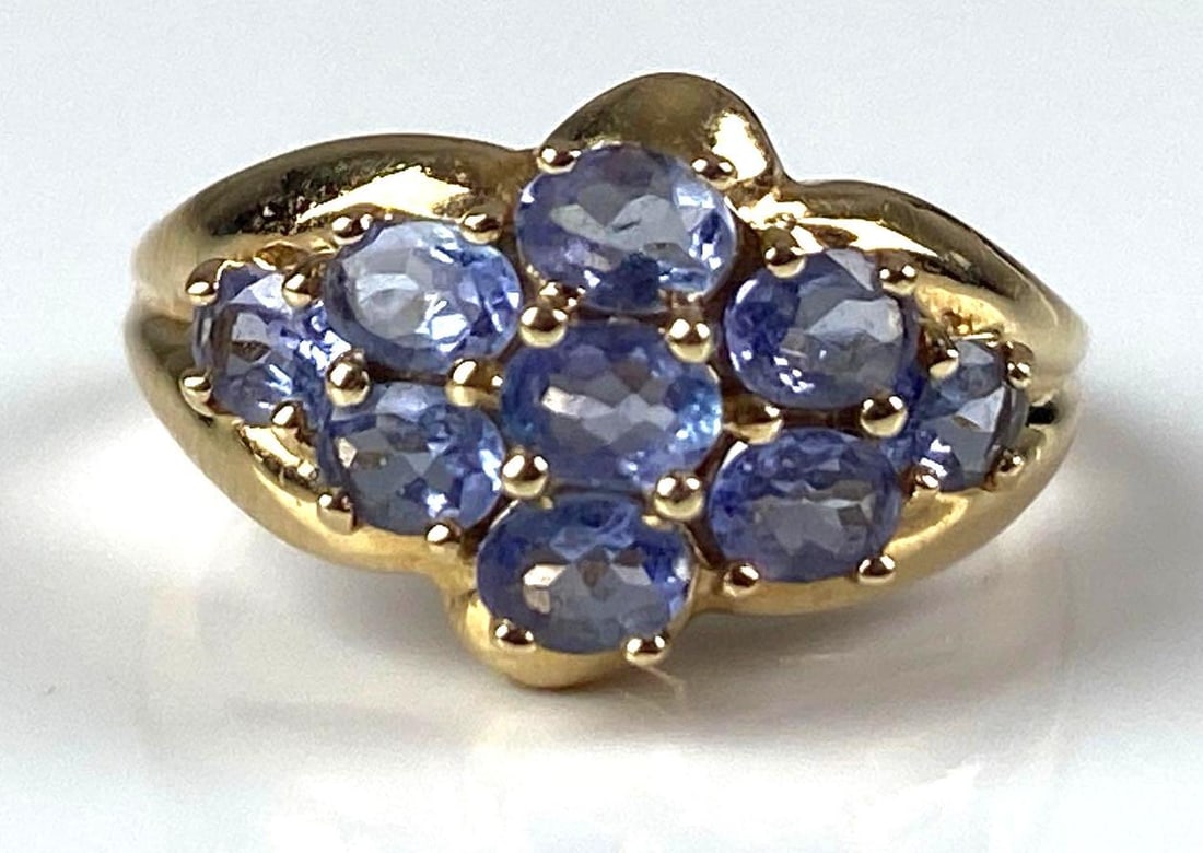 SCBS Signed 14K Yellow Gold Iolite Cluster Ring: total weight of 3.9 grams, size 6 1/2