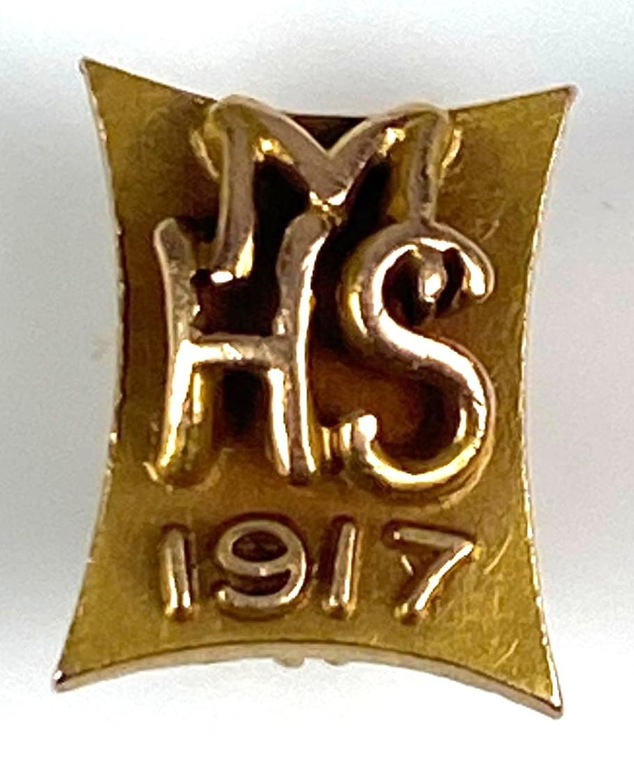 1917 Auld Colo Signed 14K Yellow Gold MHS Pin: Total weight of 1.1 grams, measures 1/2 inches H