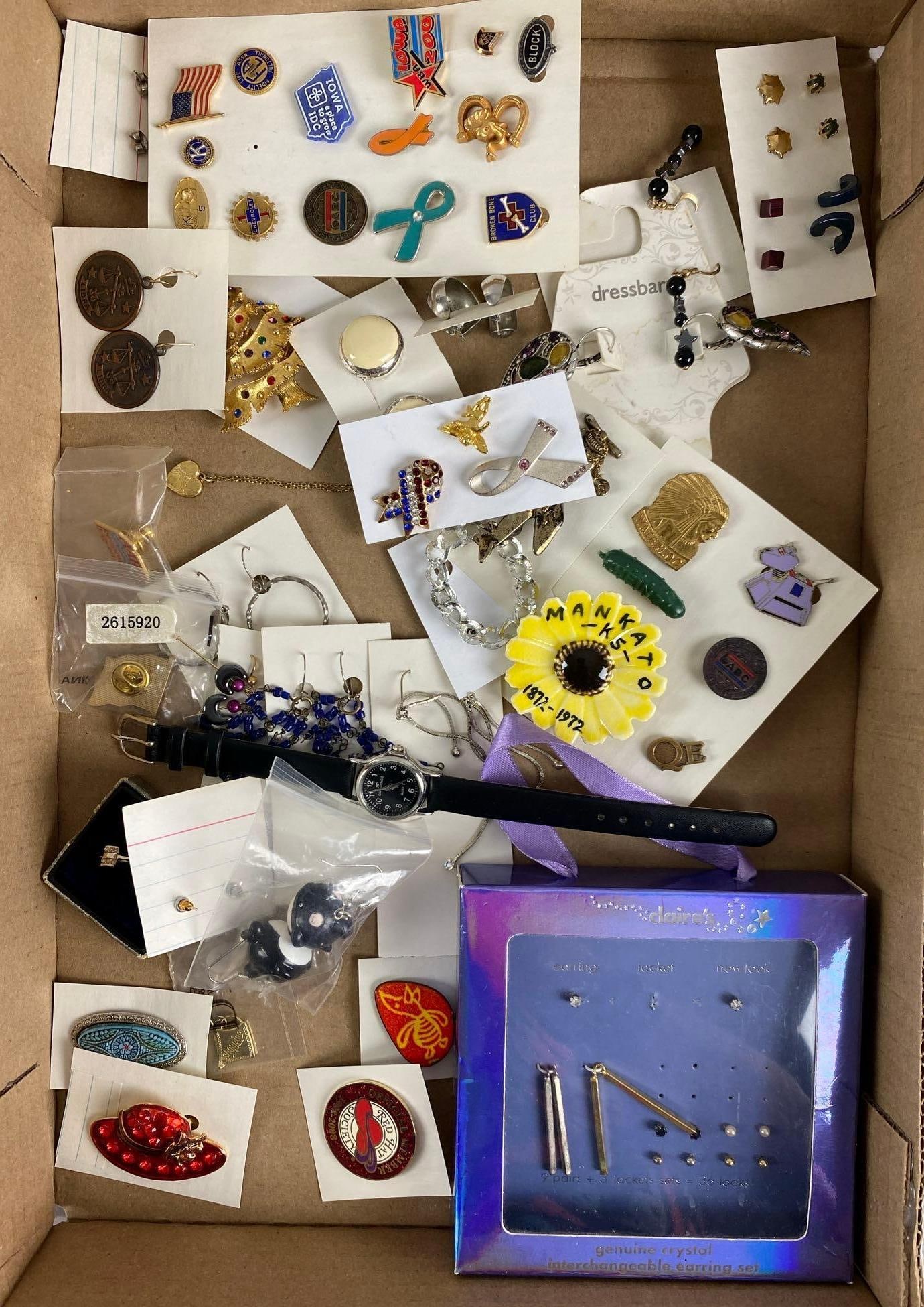 Group of Assorted Costume Jewelry (1 of 3)
